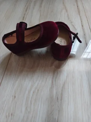 Merceditas bebé terciopelo burdeos