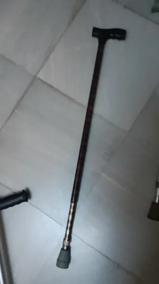 Bastón elegante ajustable