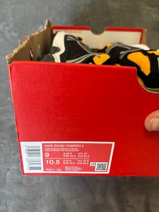Nike Vomero 5 Talla 42.5 Nuevas