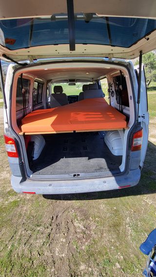 Volkswagen Transporter T5 2011