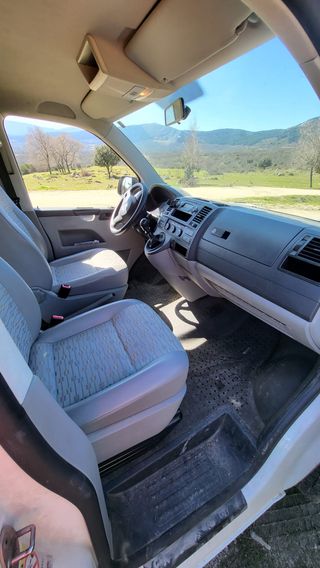 Volkswagen Transporter T5 2011