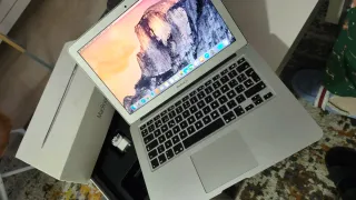 MacBook Air 13 A1466 Argento