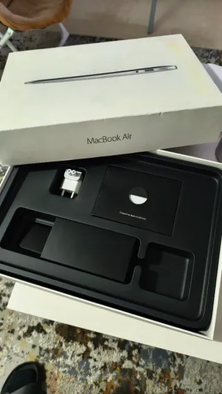 MacBook Air 13 A1466 Argento