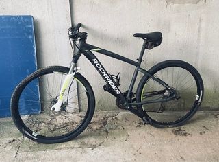 Bicicleta Rockrider Negra y Amarilla