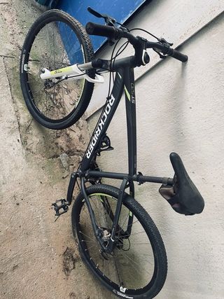 Bicicleta Rockrider Negra y Amarilla