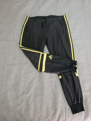 Pantalón Adidas Challenger Negro y Amarillo