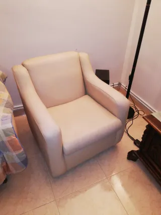 2 sillones beige polipiel