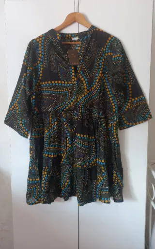 Vestido con estampado hippie Sara Moda