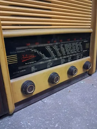 Radio antigua JUTOPRA