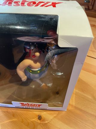 Figura Plastoy Astérix Obélix Pile de Casques