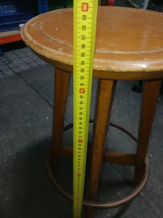 Banquetas de madera rústica