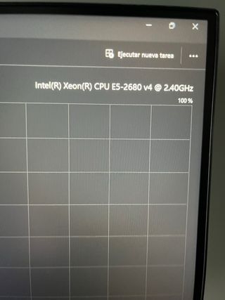 PC da gaming con luci LED blu, prezzo negoziabile