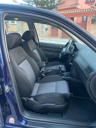 VOLKSWAGEN GOLF IV 1.9 TDI 130 CV