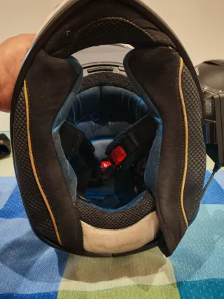 Casco de moto MT Helmets