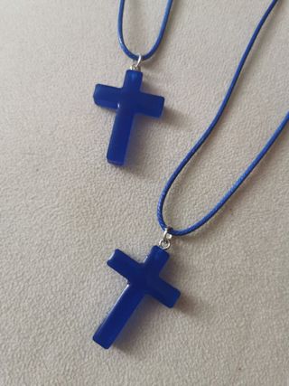 Colgante Cruz Azul Unisex UNIDAD 2.50