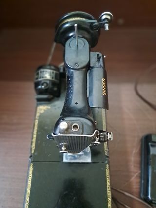 Máquina de coser SINGER