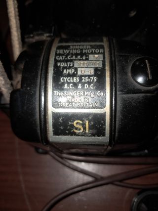 Máquina de coser SINGER