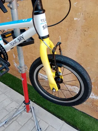 Bici infantil Frog 43 modelo TeamSky de 14"