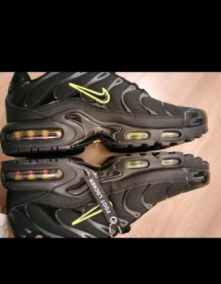 Nike Air Max Plus TN Negras Talla [Talla]