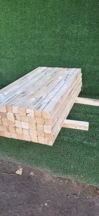 50 tacos de madera cuadradillos