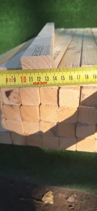 50 tacos de madera cuadradillos