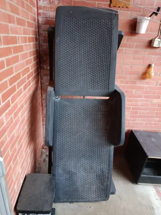 Amaca in plastica e vimini nera