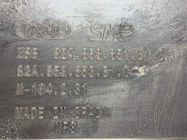 REJILLA PARRILLA AUDI A1 82A GB