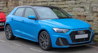 REJILLA PARRILLA AUDI A1 82A GB