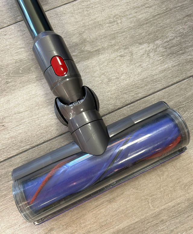 Aspirador Dyson V8 Absolute - miniatura 2