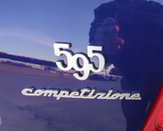 Abarth 595 competizione Azul