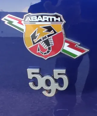 Abarth 595 competizione Azul