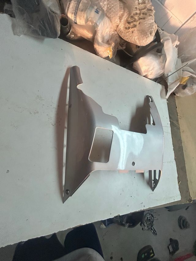 Escudo Protector Pierna Hyosung