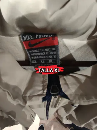 Saco Nike Beige y Azul