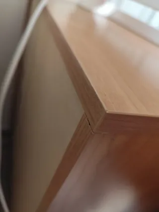 Cómoda de dormitorio de madera