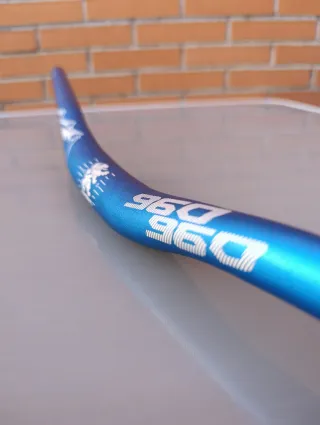 Manillar 31,8x780mm K-960 Azul eléctrico Rise 25mm