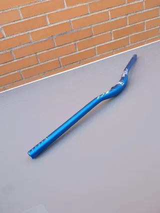 Manillar 31,8x780mm K-960 Azul eléctrico Rise 25mm