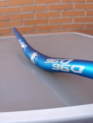 Manillar 31,8x780mm K-960 Azul eléctrico Rise 25mm