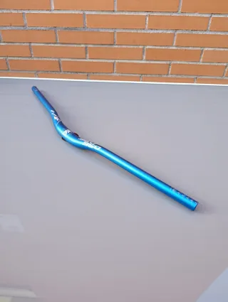 Manillar 31,8x780mm K-960 Azul eléctrico Rise 25mm