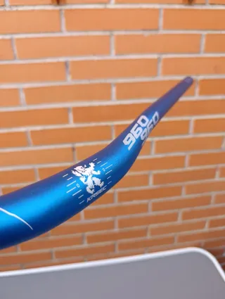 Manillar 31,8x780mm K-960 Azul eléctrico Rise 25mm