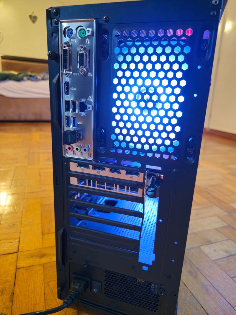 PC Gaming i5 9400f GTX 1660Ti 16GB RAM NVMe afbeelding 2