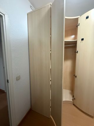 Armario esquinero vestidor madera
