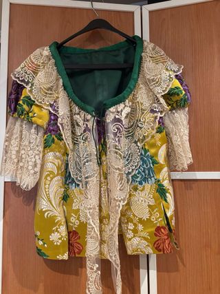 Traje de Fallera amarillo