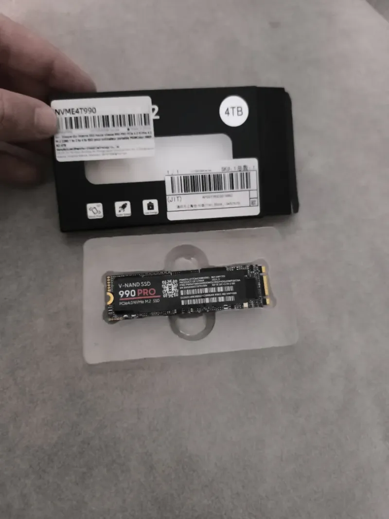 SSD 990 PRO 4TB NVMe PCIe 4.0