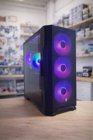 PC Gaming Potente y Elegante