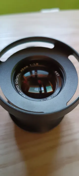 Olympus 45mm 1.8
