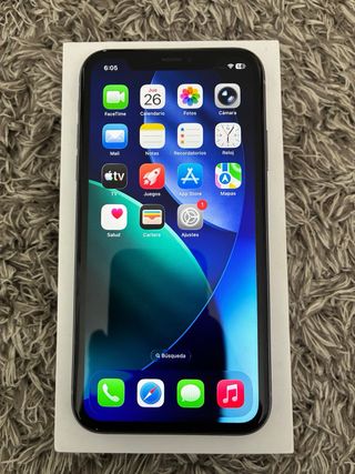 iPhone 11 128GB Morado Caja + Cargador Original