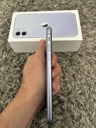 iPhone 11 128GB Morado Caja + Cargador Original