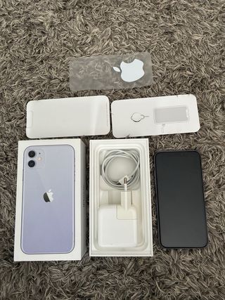 iPhone 11 128GB Morado Caja + Cargador Original