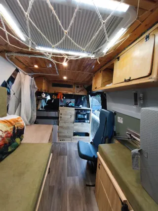 Mercedes-Benz Sprinter 2013