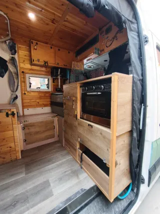 Mercedes-Benz Sprinter 2013